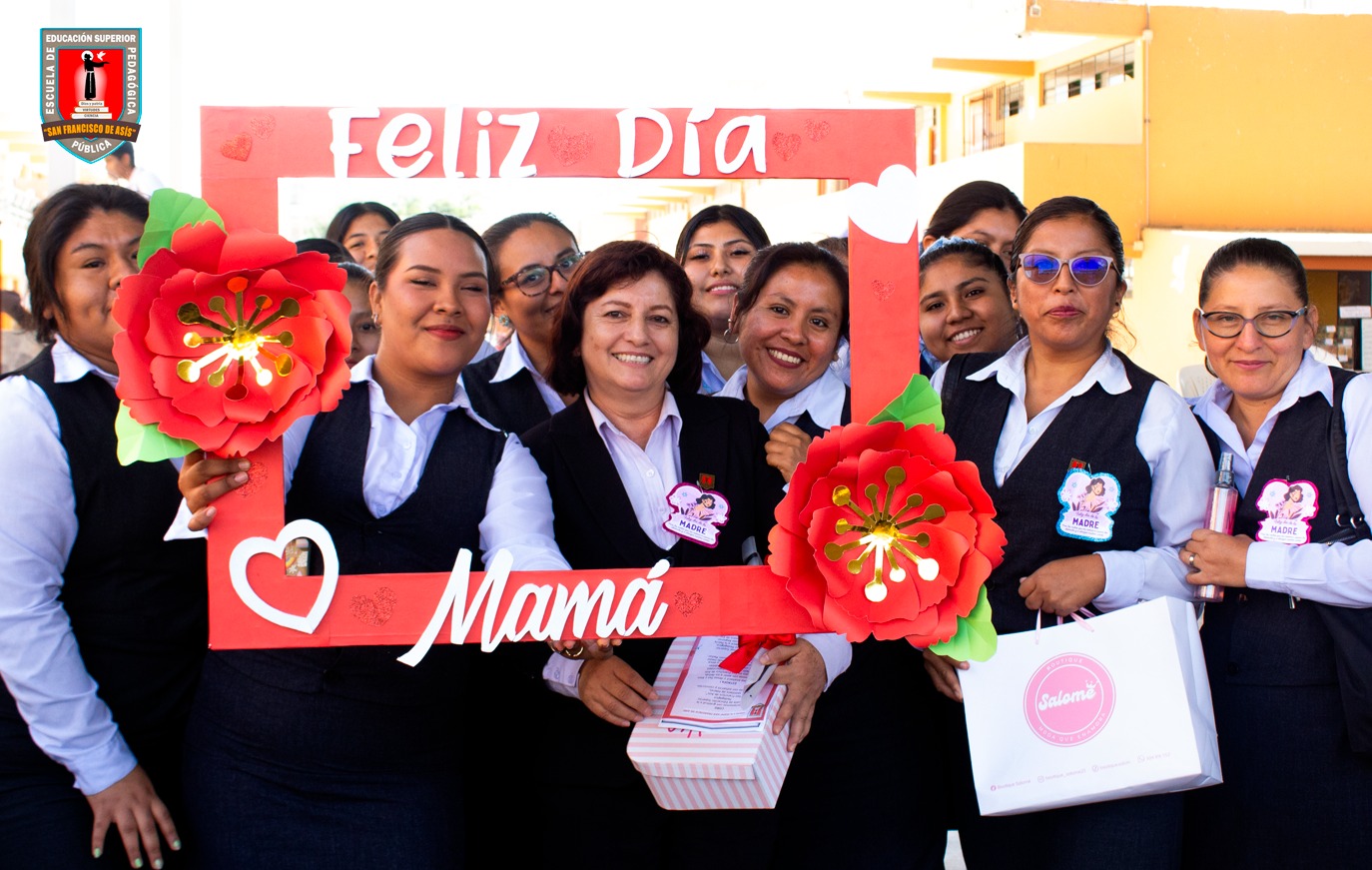 Promoviendo La Devoción De La Sierva De Dios Madre Clara Del Corazón De María